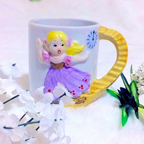 🧚🏻♂️Disney’s VTG🕛3-D Cinderella’s Ceramic Mug - Picture 1 of 12